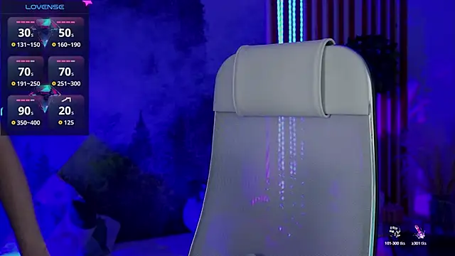 AgataWillis online show from 17, 4, 2026