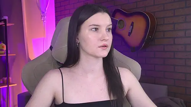 AgataWillis online show from 28, 4, 2026