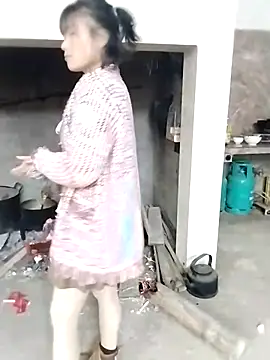 linda bae00 online show from 3, 12, 2025