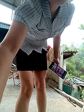 linda bae00 online show from 17, 4, 2026