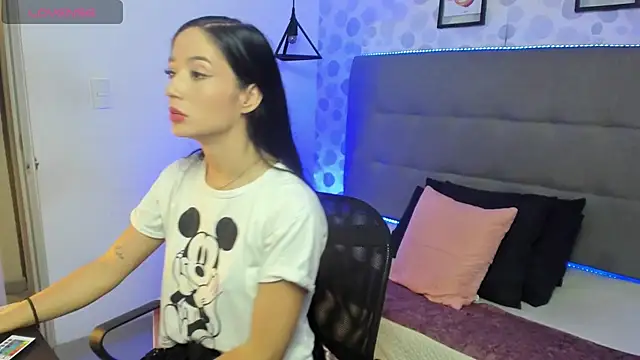 celeste  clark online show from 24, 11, 2025