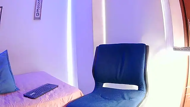 Snapshot of __abrill__ chatting on 9, 9, 2025 abrill online show from 9, 9, 2025