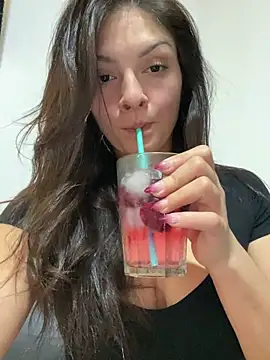 Danielaeliana online show from 1, 5, 2026