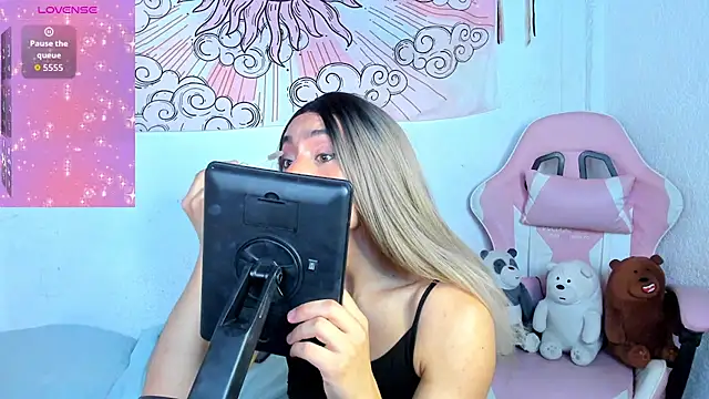 brihanna cooper online show from 16, 5, 2026
