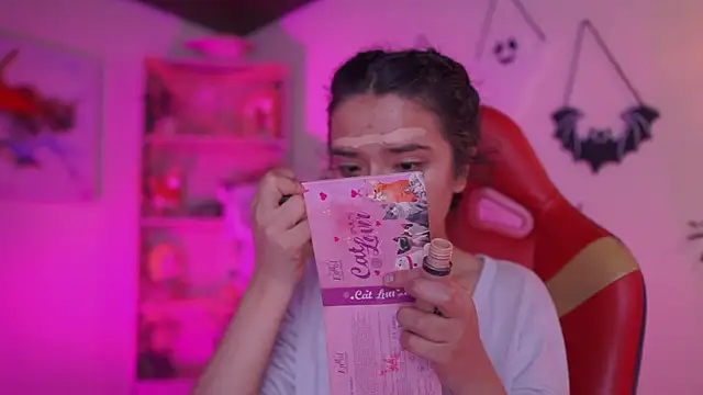 Lana Dreams  online show from 8, 10, 2025