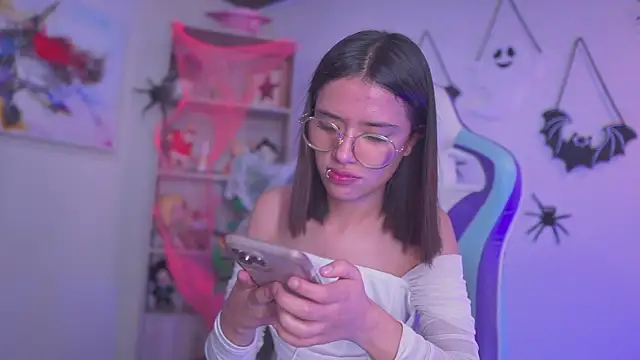 Lana Dreams  online show from 31, 10, 2025