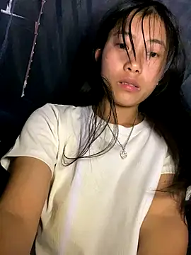 EmLy02 online show from 14, 10, 2025