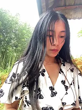 EmLy02 online show from 20, 10, 2025