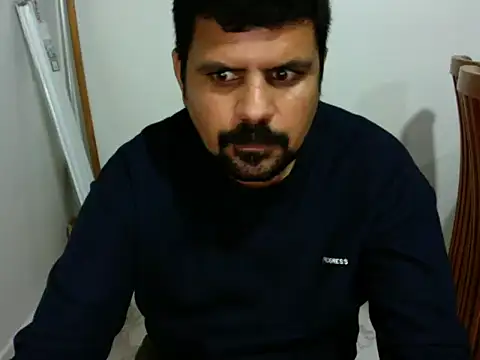 Snapshot of Diabloproducciones chatting on 1, 10, 2025 Diabloproducciones online show from 1, 10, 2025