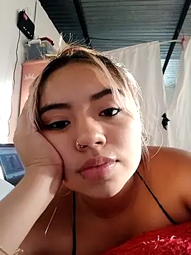 Emily  Hott online show from 2, 11, 2025