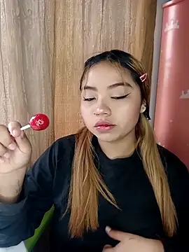 Emily  Hott online show from 18, 3, 2026