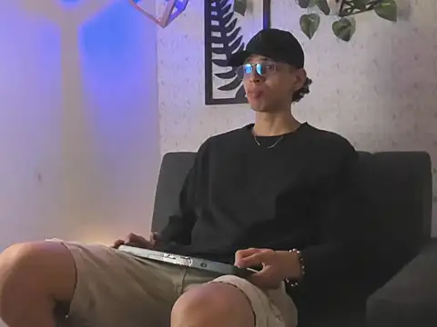 nicolai drake online show from 23, 10, 2025