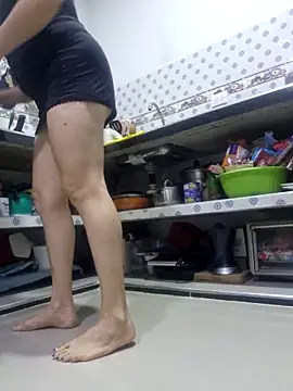 Nina vallon online show from 9, 9, 2025