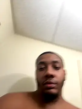 Kingstrokezxx online show from 2, 12, 2025