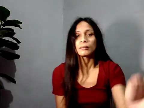 missruffa online show from 8, 10, 2025