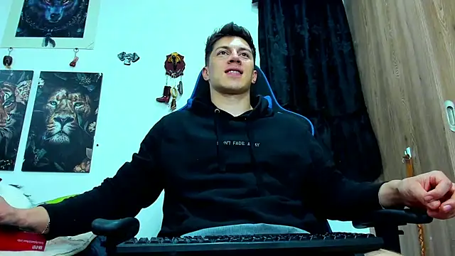 javiersexymann online show from 18, 3, 2025