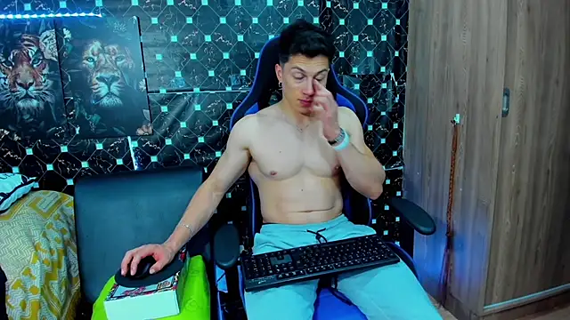 javiersexymann online show from 28, 9, 2025