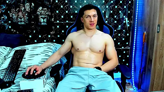 javiersexymann online show from 21, 7, 2026