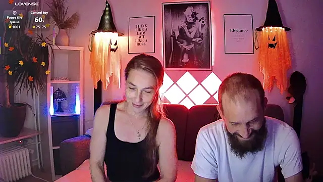 XBellaXundXUweX online show from 7, 10, 2025