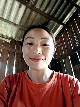 lucybaby00 online show from 13, 4, 2026