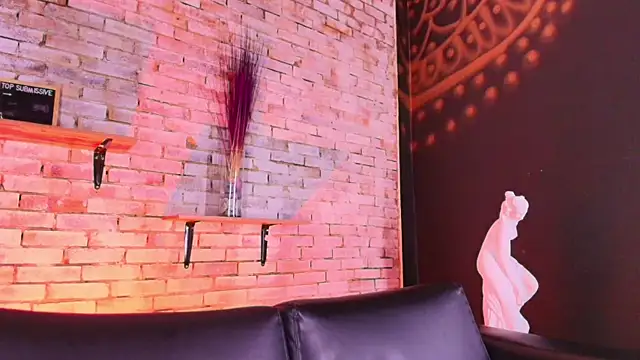 kitty malach online show from 6, 4, 2026