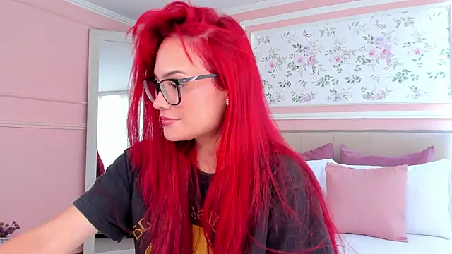 mae lyra online show from 27, 4, 2026