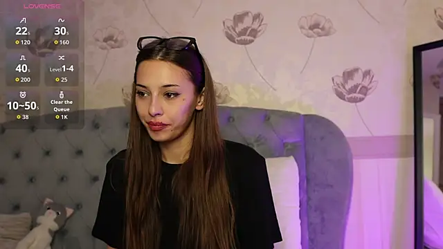 Snapshot of Anya_Sky chatting on 30, 11, 2025 Anya Sky online show from 30, 11, 2025