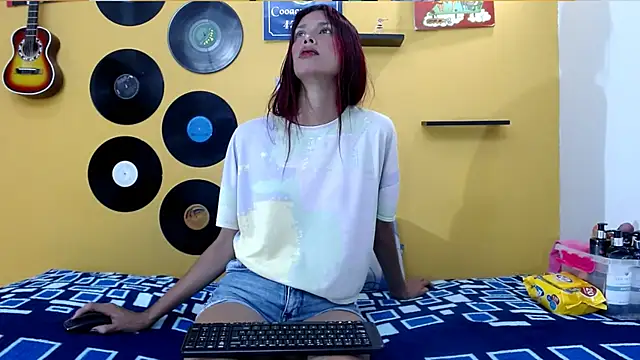 Snapshot of skinnyverus18 chatting on 2, 5, 2026 skinnyverus18 online show from 2, 5, 2026