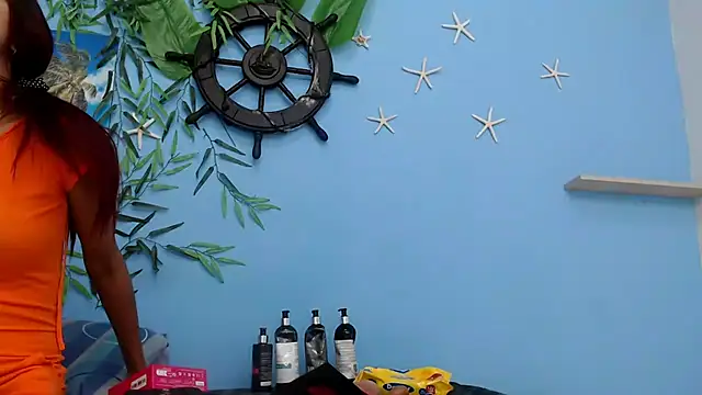 skinnyverus18 online show from 10, 6, 2026