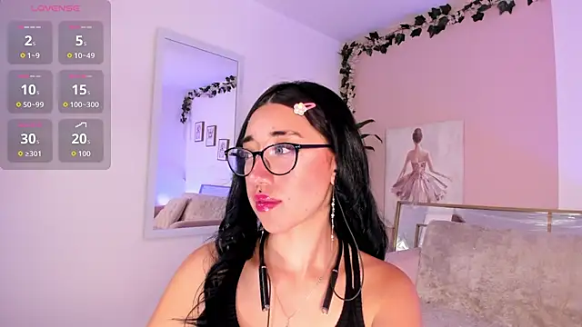 Miacorner  online show from 29, 11, 2025