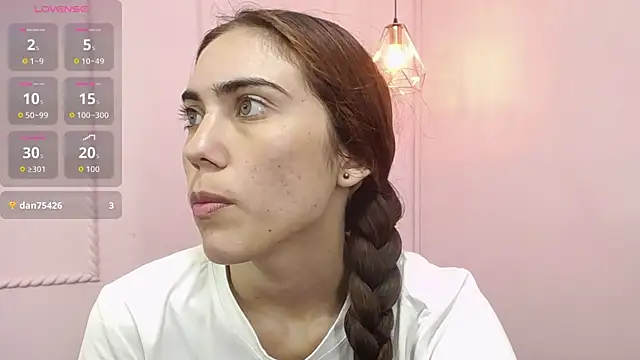 danna7cute online show from 17, 10, 2025