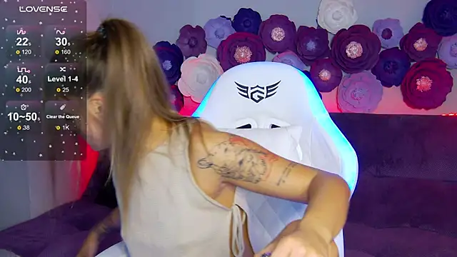 Snapshot of LindaBrilliant chatting on 15, 9, 2025 LindaBrilliant online show from 15, 9, 2025