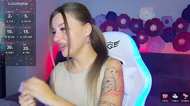 Snapshot of LindaBrilliant chatting on 22, 9, 2025 LindaBrilliant online show from 22, 9, 2025