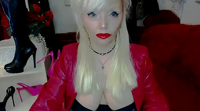 Snapshot of FURclubFETISH chatting on 18, 12, 2024 FURclubFETISH online show from 18, 12, 2024