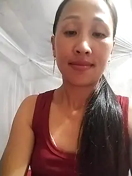 Snapshot of cute_love00 chatting on 12, 9, 2025 cute love00 online show from 12, 9, 2025