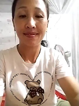 Snapshot of cute_love00 chatting on 3, 10, 2025 cute love00 online show from 3, 10, 2025