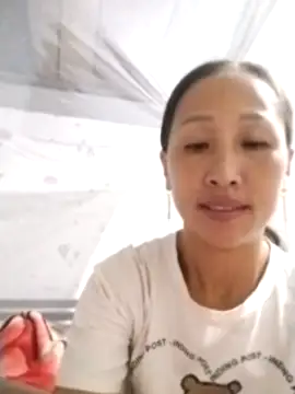 Snapshot of cute_love00 chatting on 15, 10, 2025 cute love00 online show from 15, 10, 2025