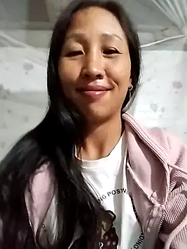 Snapshot of cute_love00 chatting on 16, 11, 2025 cute love00 online show from 16, 11, 2025