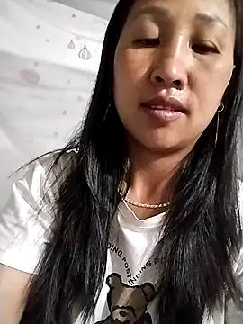 cute love00 online show from 8, 3, 2026