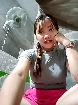 Snapshot of adbosa_00 chatting on 3, 10, 2025 adbosa 00 online show from 3, 10, 2025