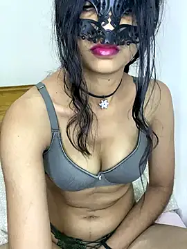 Snapshot of Elinacam chatting on 14, 11, 2025 Elinacam online show from 14, 11, 2025