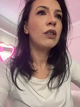 AlyaRei online show from 6, 3, 2026