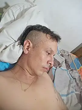 Snapshot of JuceAn14 chatting on 27, 11, 2025 JuceAn14 online show from 27, 11, 2025