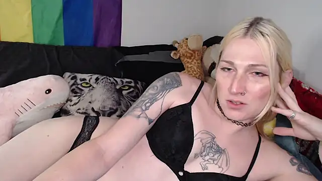 AthenaAphrodisia online show from 15, 7, 2026