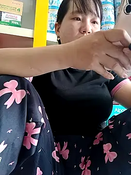 Snapshot of _Babyrose_ chatting on 11, 9, 2025 Babyrose online show from 11, 9, 2025