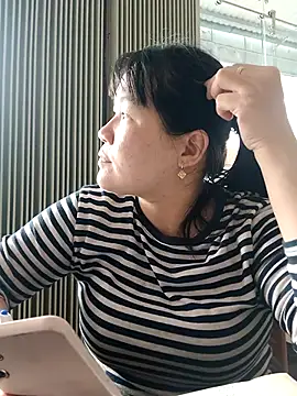 Snapshot of _Babyrose_ chatting on 12, 10, 2025 Babyrose online show from 12, 10, 2025