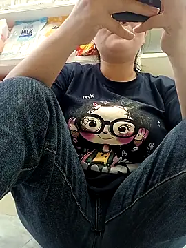 Snapshot of _Babyrose_ chatting on 19, 10, 2025 Babyrose online show from 19, 10, 2025