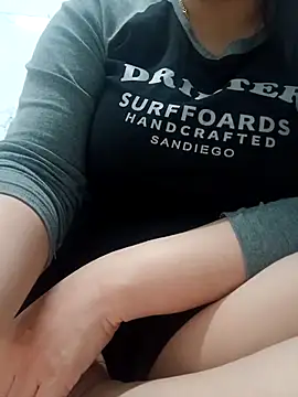 Snapshot of _Babyrose_ chatting on 1, 12, 2025 Babyrose online show from 1, 12, 2025