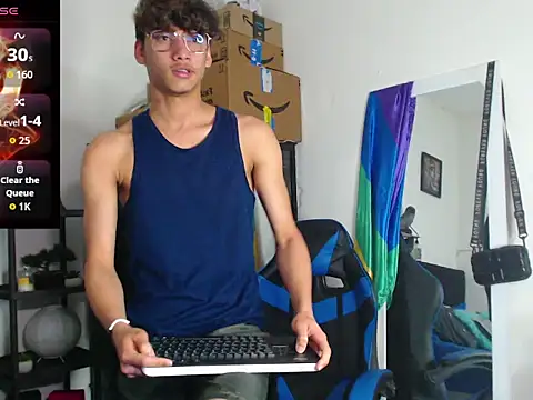 Gael Jones online show from 12, 9, 2025