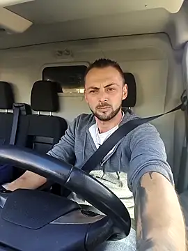 papichulo0099 online show from 20, 10, 2025